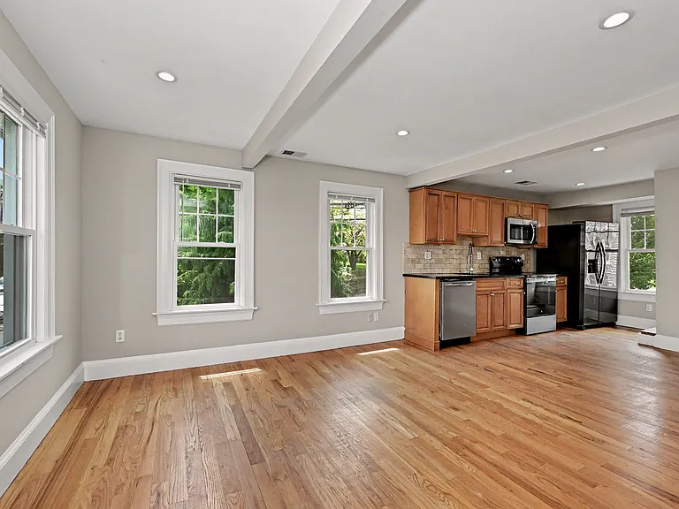 19 Spring Hill Ave #2 — Photo 17