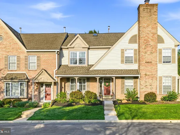 221 Cambridge Cir #113, Kennett Square, PA 19348