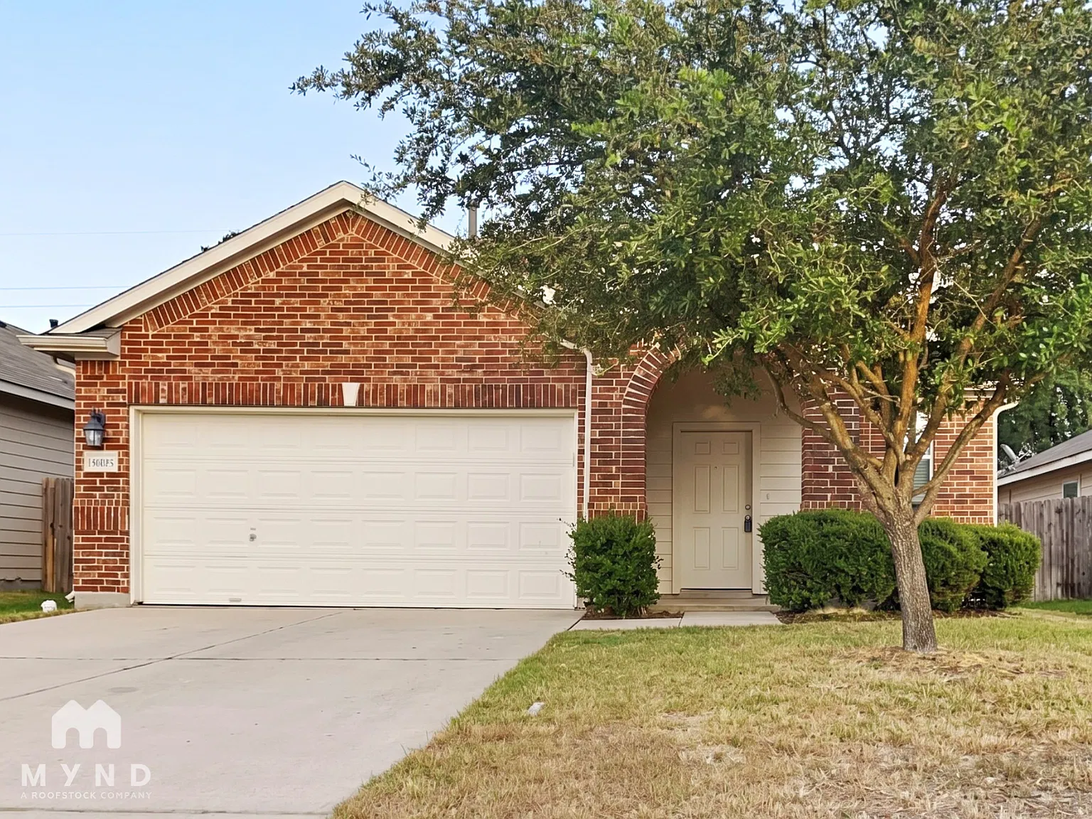 4 bed, 2.5 bath, 2148 sqft, $1,999 — Photo 1