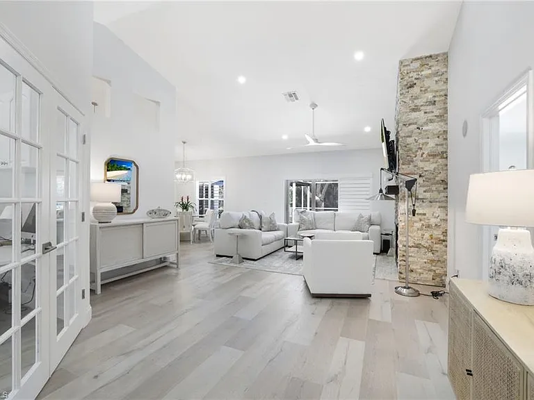 1507 Vintage Ln — Photo 7