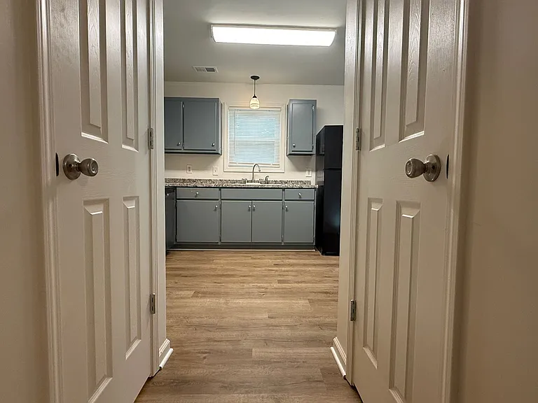 160 2nd St #110 — Photo 13