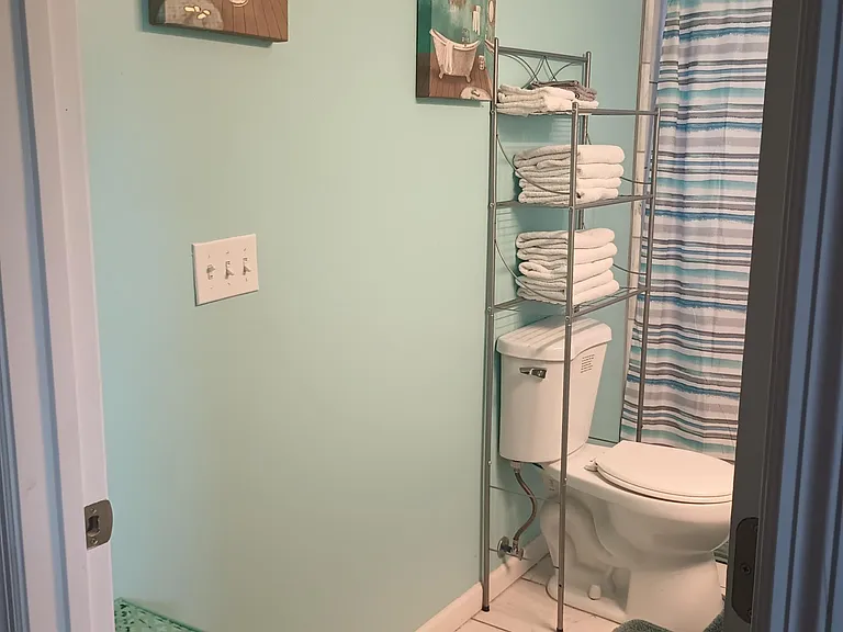 116 Douglas Ave — Photo 16