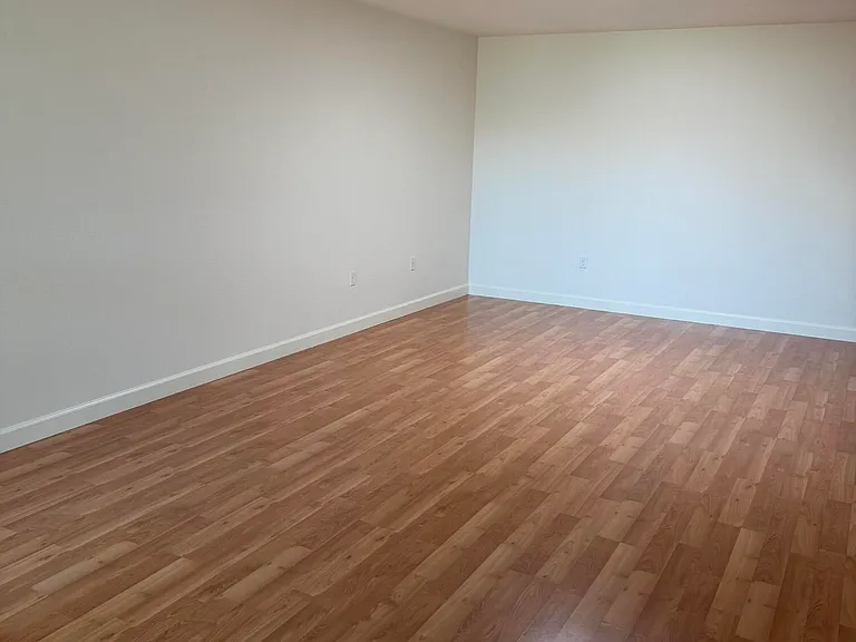 10833 W Santa Fe Dr — Photo 3