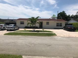 9420 SW 55th St, Miami, FL 33165
