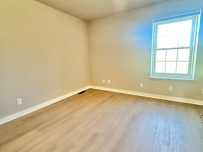 94 Dutch Mill Ct #A — Photo 3