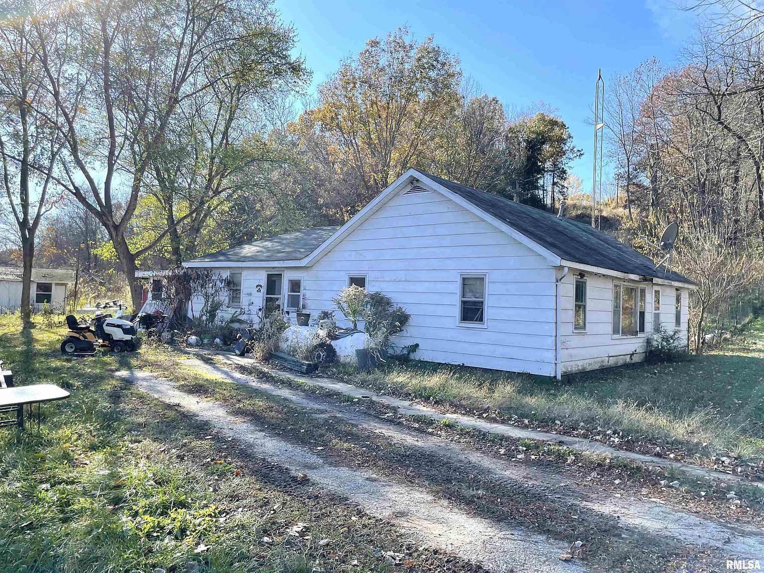 12251 E Kerton Rd, Astoria, IL 61501 Zillow