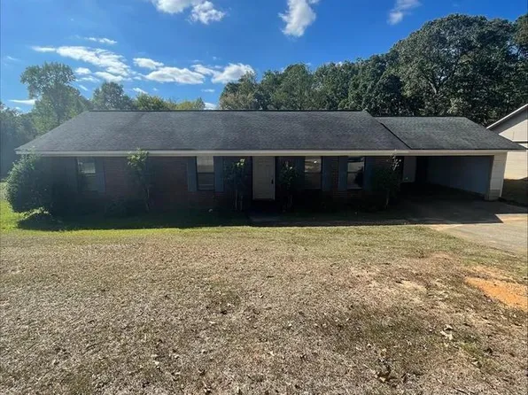 8470 Rutherford Dr, Duncanville, AL 35456