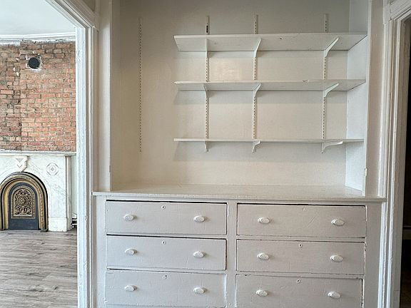 4th image of 125 Dove St #2