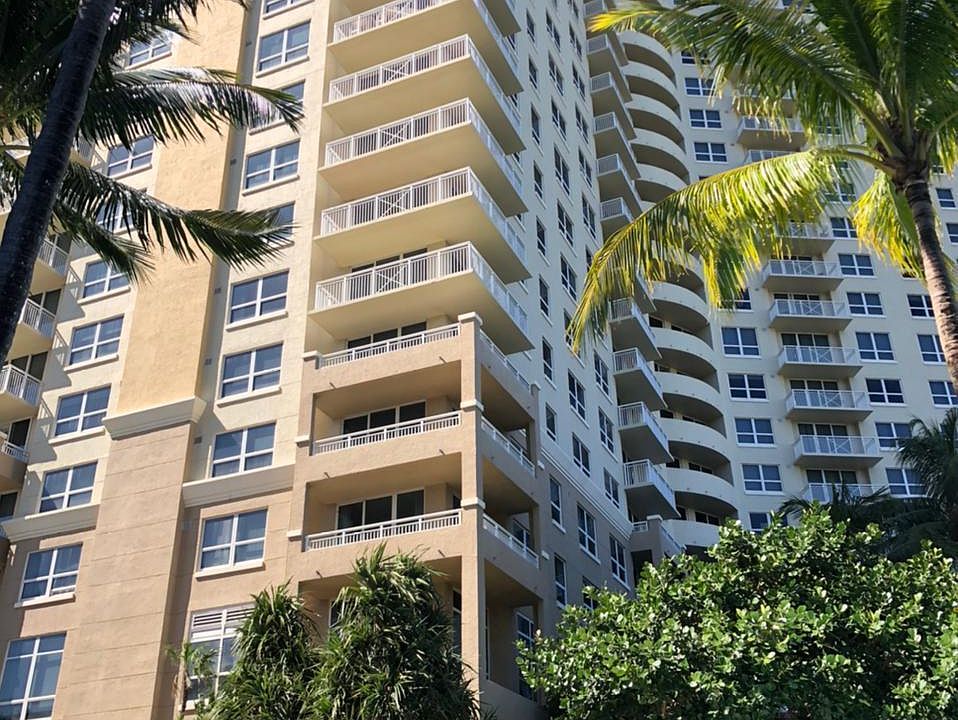 1st image of 19501 W Country Club Drive #1412