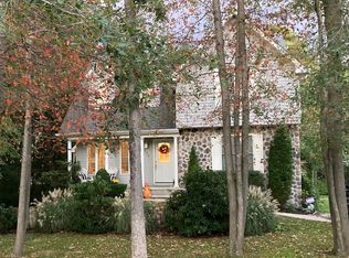 233 Lakeshore Dr, Hammonton, NJ 08037