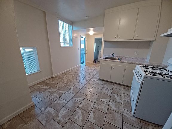 3rd image of 931 S 8th St APT B