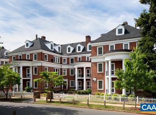 10 University Cir APT 6, Charlottesville, VA 22903
