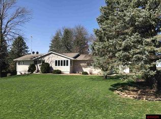 40703 522nd St, North Mankato, MN 56003