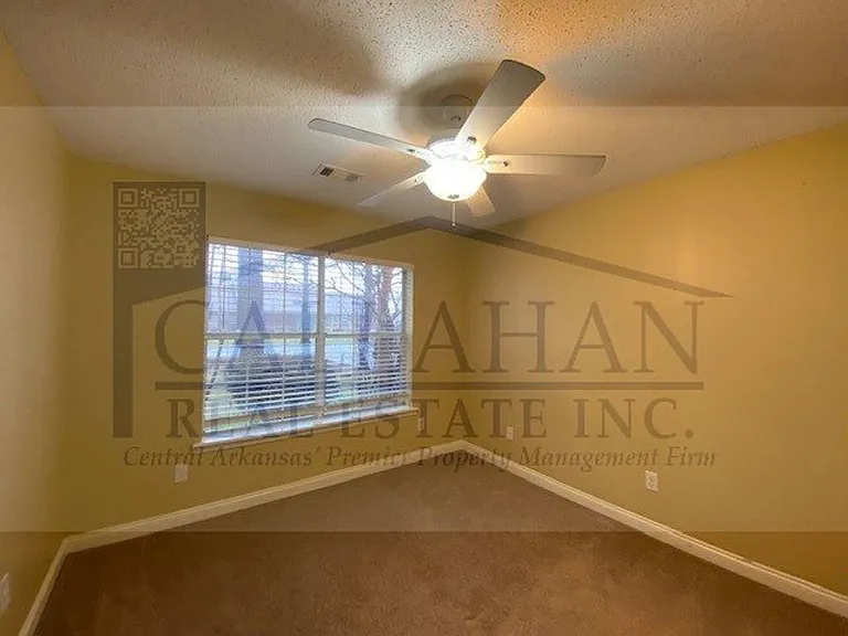 405 Waymack Dr — Photo 7