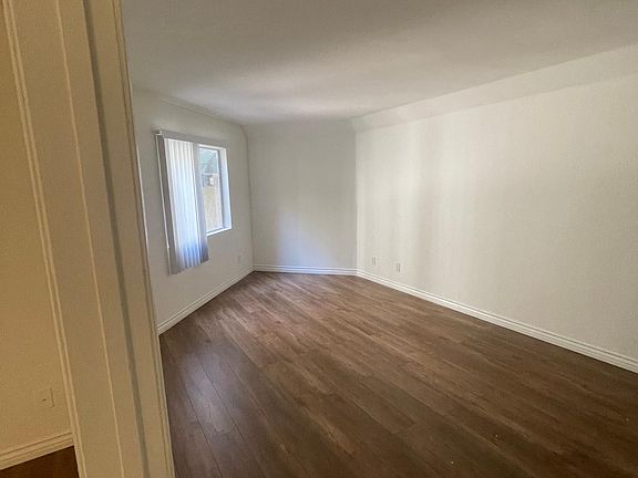 5th image of 5058 Klump Ave #105