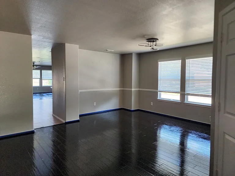 700 Swan Dr #1 — Photo 5