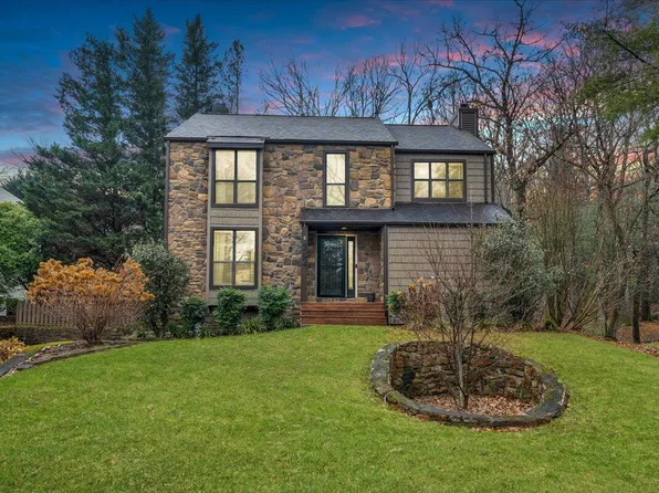 4584 Branderwood Dr, Roanoke, VA 24018