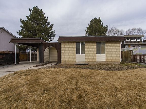 2nd image of 2860 W Hazelnut Dr