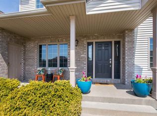 28 Laredo Ct, Iowa City, IA