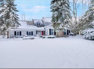 2764 Landon Rd, Shaker Heights, OH 44122