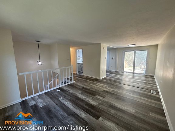 4th image of 9102 Pennswood Dr