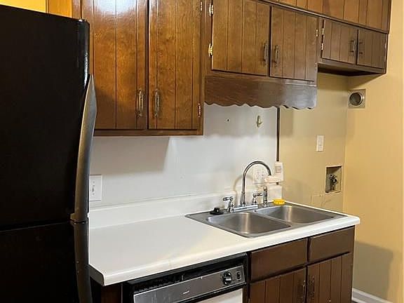 5th image of 759 Wilson Cir #759