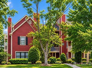 342 Crosspointe Dr, East Brunswick, NJ 08816