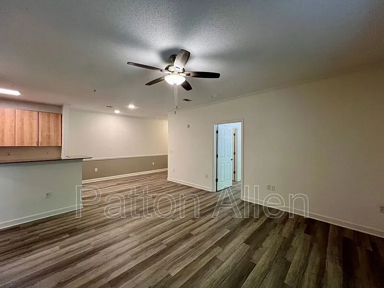 2000 Olde Eastwood Village Blvd #106 — Photo 34