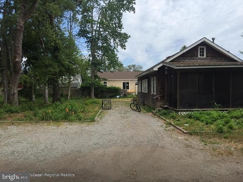 2nd image of 510 E Barnegat Ave