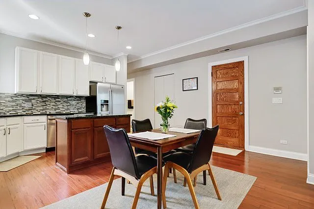 1455 W Cuyler Ave #2E — Photo 6