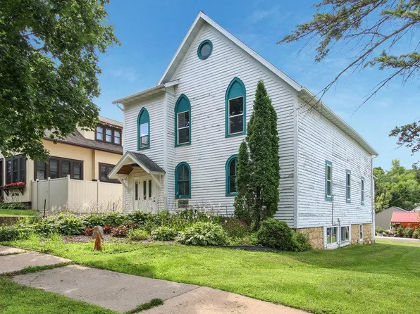 127 Pine St, Glenwood City, WI 54013