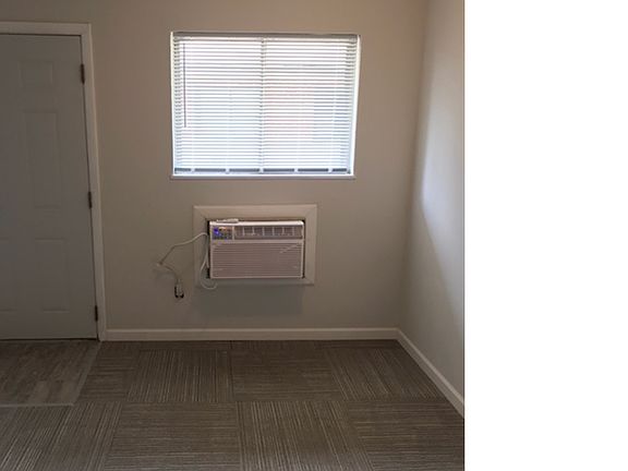 3rd image of 2127 Edmund Ave