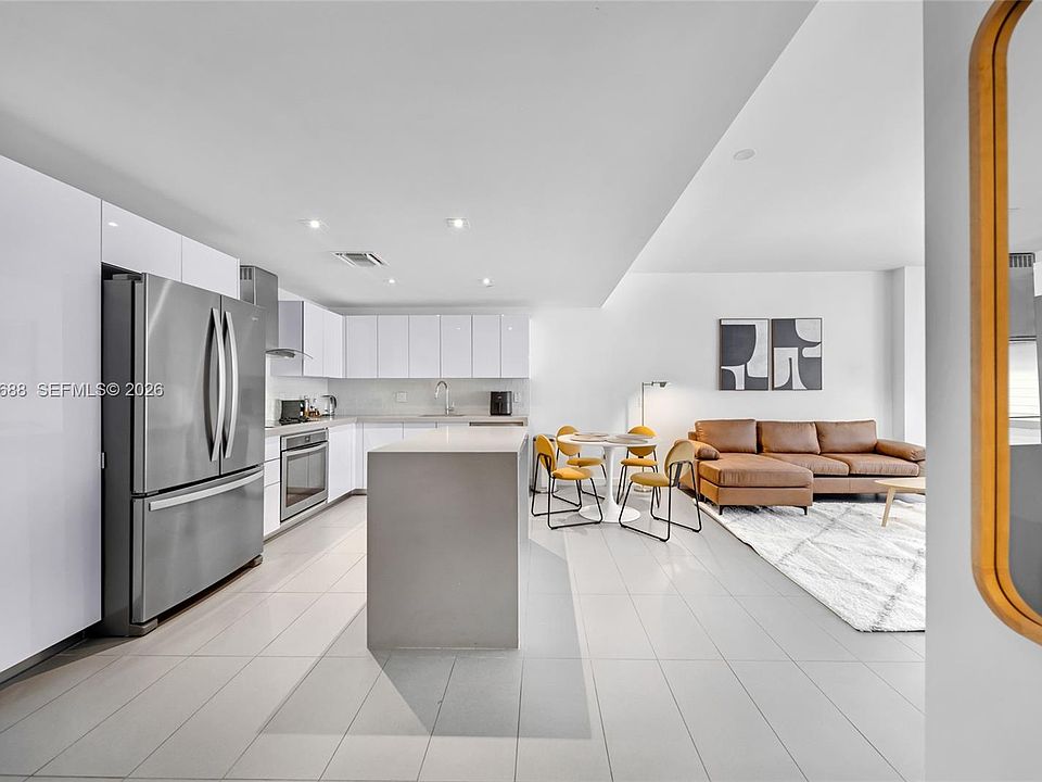 1st image of 1600 NE 1st Ave #2318