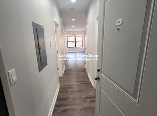 1066 W Glenlake Ave #2, Chicago, IL 60660