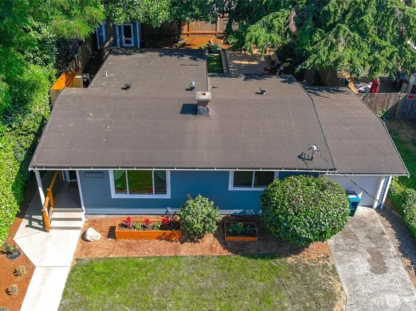 2300 NE 8th Place, Renton, WA 98056