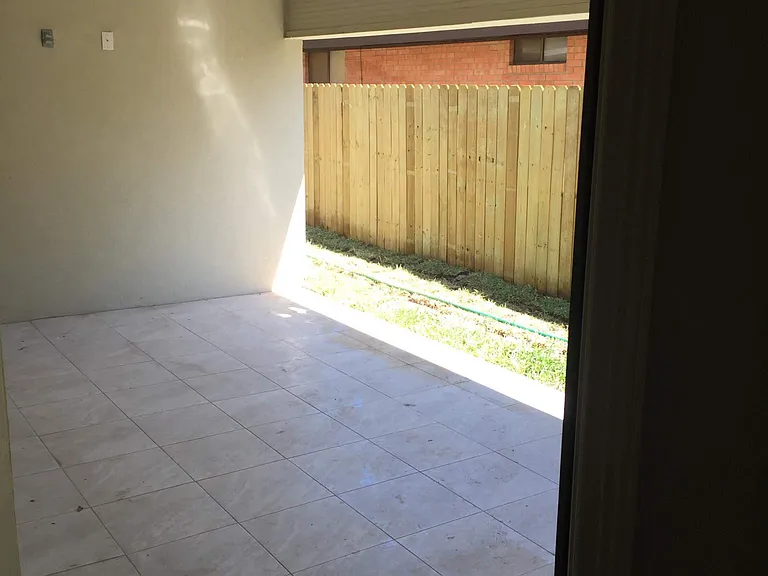 2004 Ash Cir — Photo 19