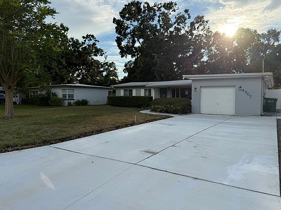 3rd image of 4307 S Thatcher Ave