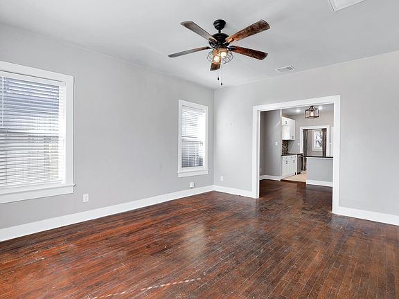 5th image of 719 W Elsmere Pl