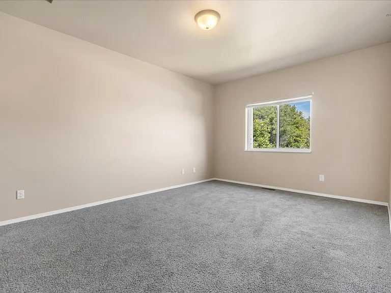 Prairiewood Apartments and Townhomes — Photo 27