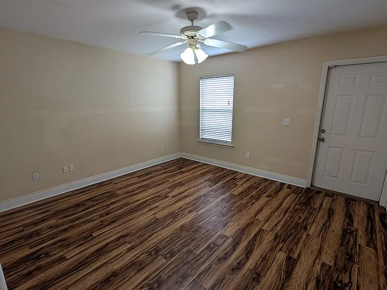 3268 Sugar Berry Way — Photo 9