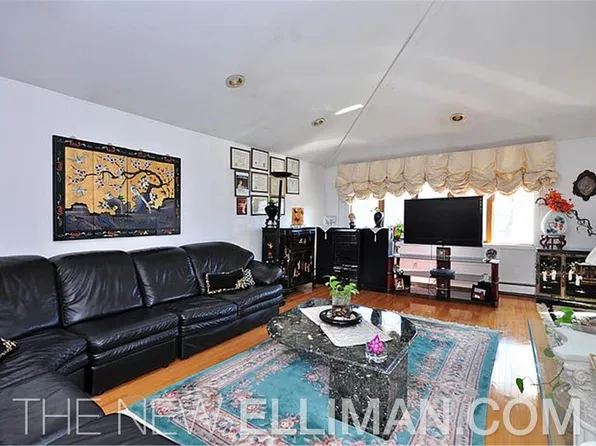 618 159th Street image 1 of 12