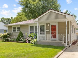 2905 Starling Ln, Rolling Meadows, IL 60008