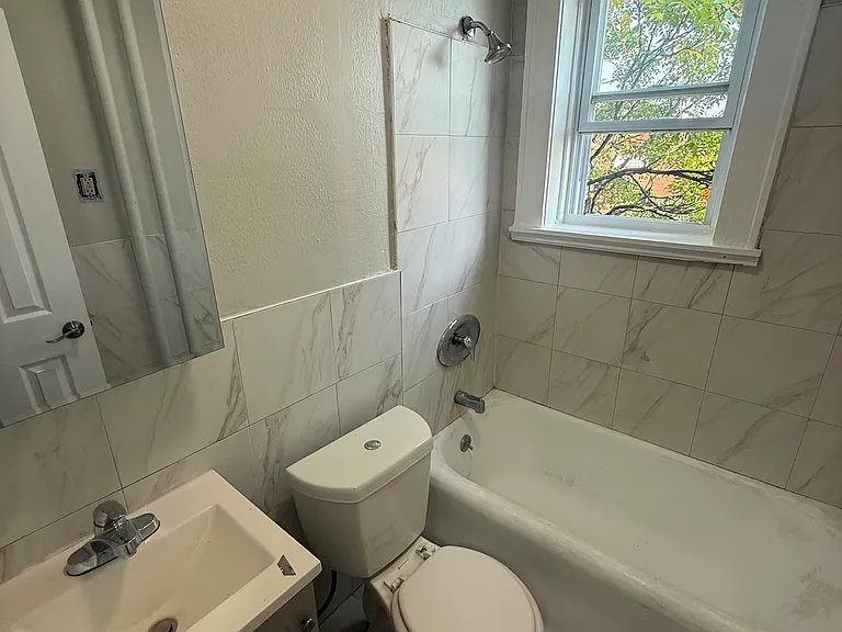 248 Orange Pl #37 — Photo 5