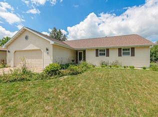 30 Greves Ct, Appleton, WI 54914