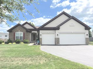 6713 Killala Dr, McHenry, IL 60050