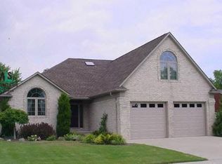 21221 Lakeland Saint, Saint Clair Shores, MI 48081