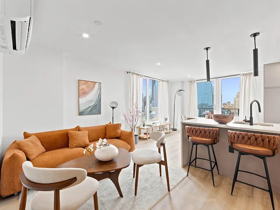 74 Saint Marks Pl #Penthouse 6