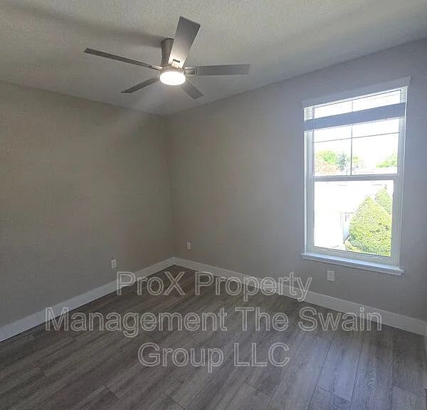 701 Bates Ave SW #202 — Photo 5