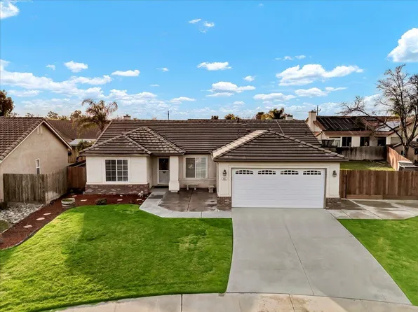 681 Sandcastle Avenue, Lemoore, CA 93245