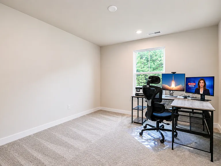 56 Pratt Ln — Photo 9